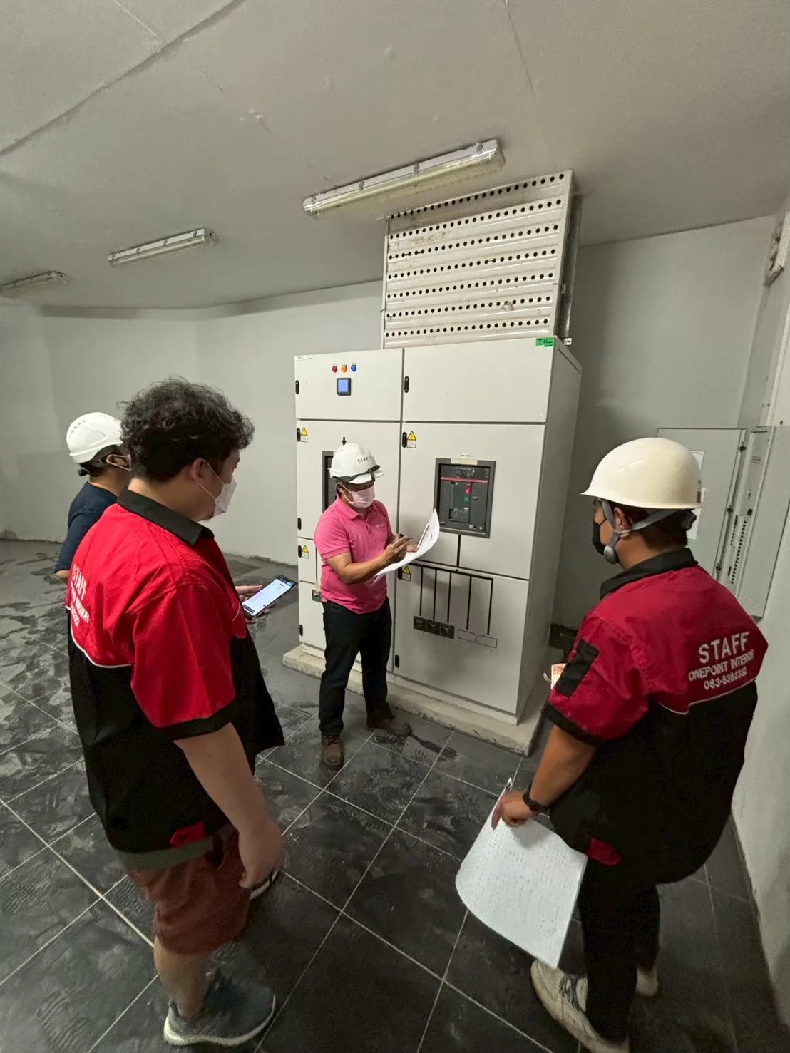 Site meeting and consult a electic system at Phen Hospital in project "Renovating of OPD Phen Hospital" 